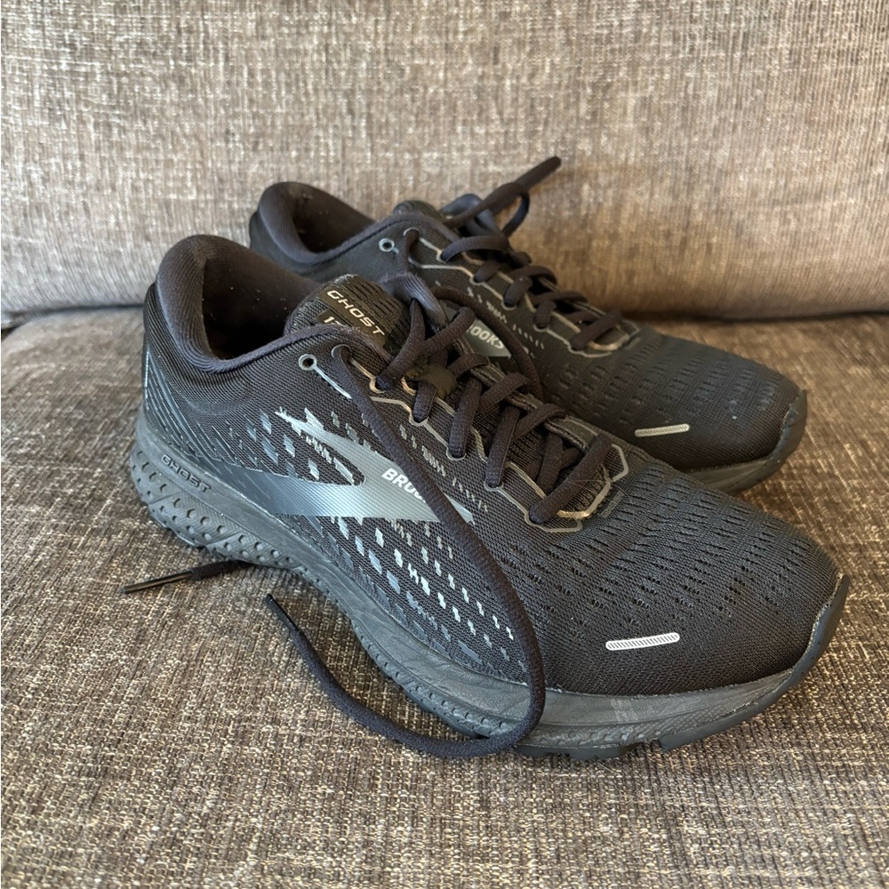 Brooks Ghost 13 in Black